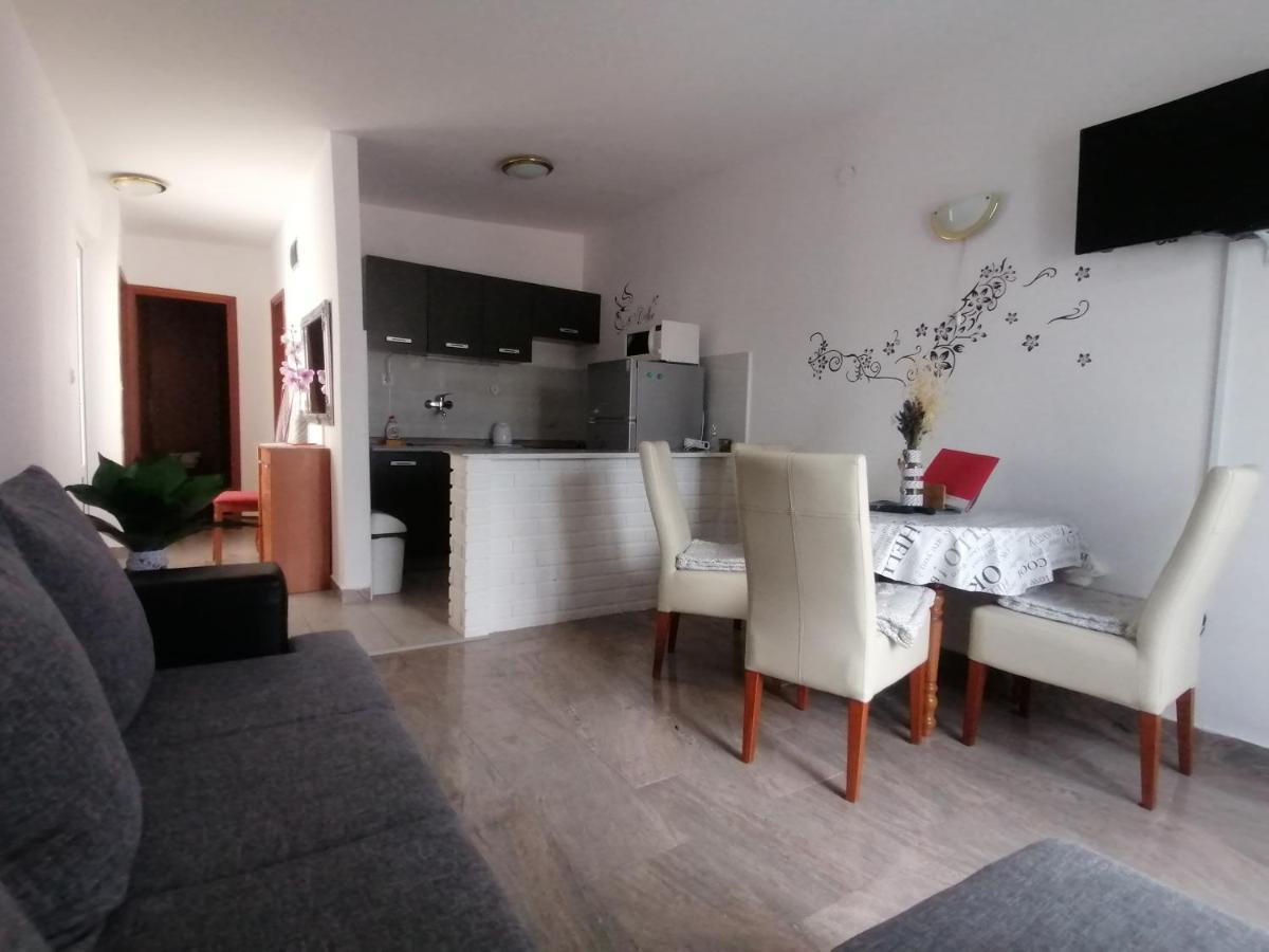 Apartmani Adriatic Rogoznica  Zewnętrze zdjęcie