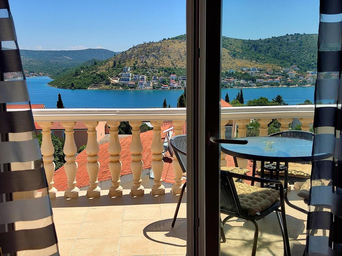 Apartmani Adriatic Rogoznica  Zewnętrze zdjęcie