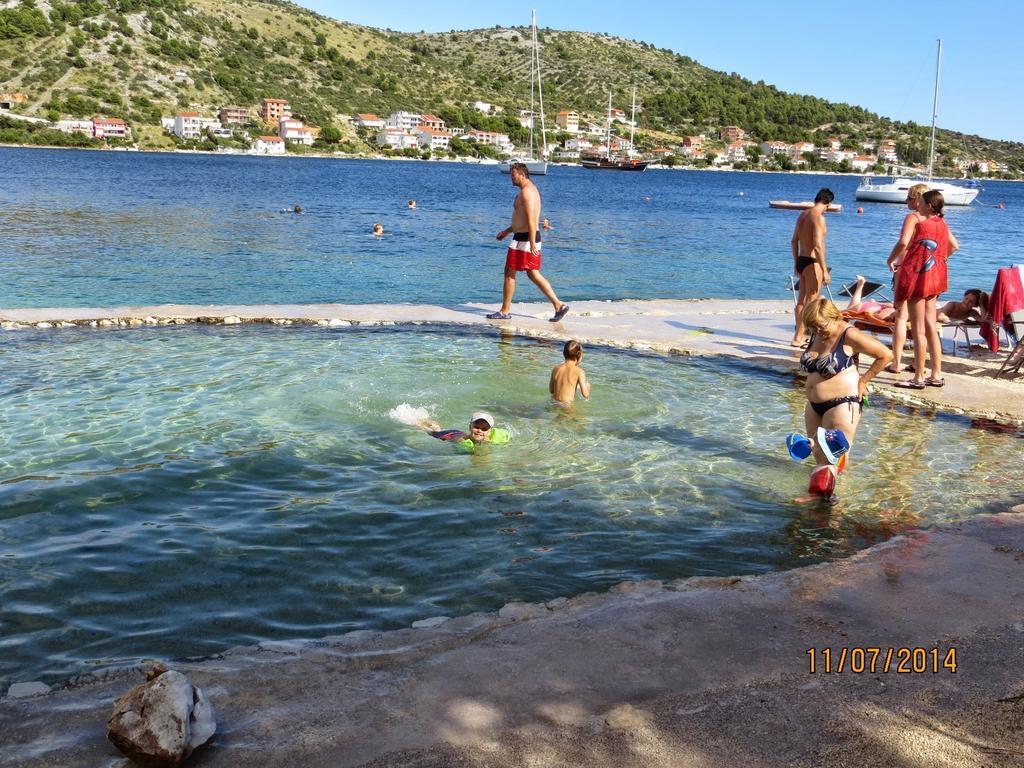 Apartmani Adriatic Rogoznica  Zewnętrze zdjęcie